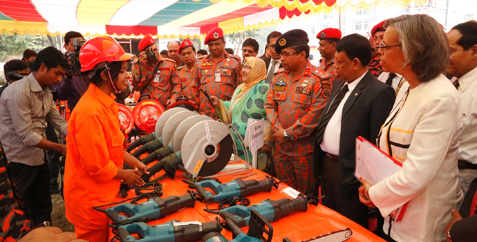 The Bangladesh Fire Service And Civil Defence And Its Urban Community